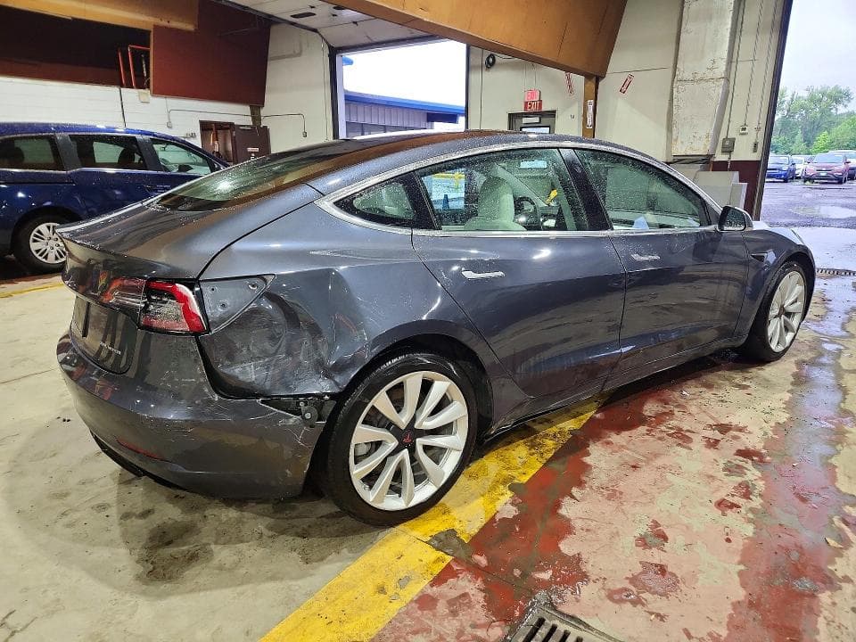 2020 TESLA MODEL 3 3