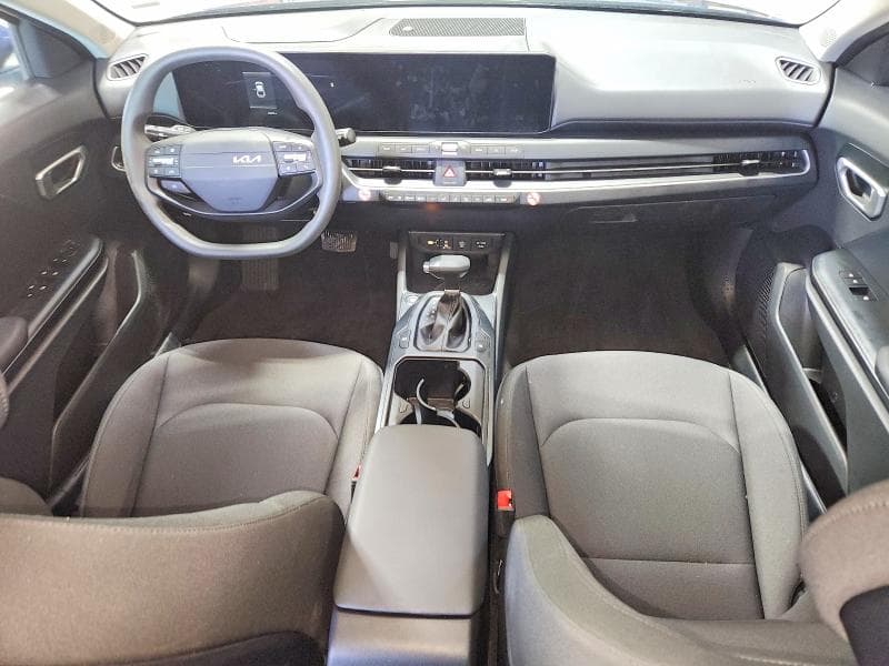 2026 KIA K4 LXS 8