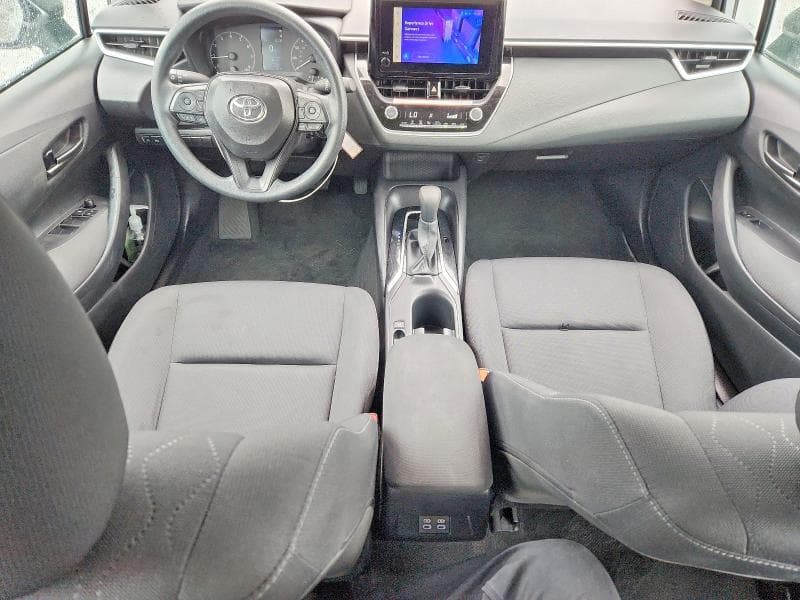 2025 TOYOTA COROLLA LE 8