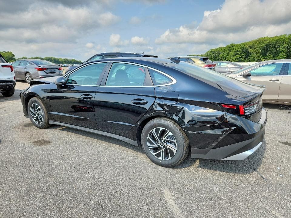 2026 HYUNDAI SONATA HYBRID BLUE 2