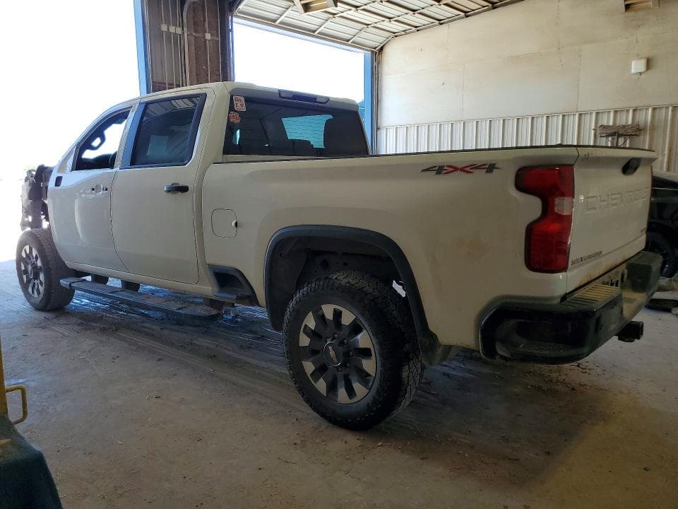 2024 CHEVROLET SILVERADO K2500 CUSTOM 2