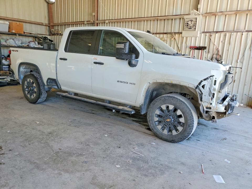 2024 CHEVROLET SILVERADO K2500 CUSTOM 4