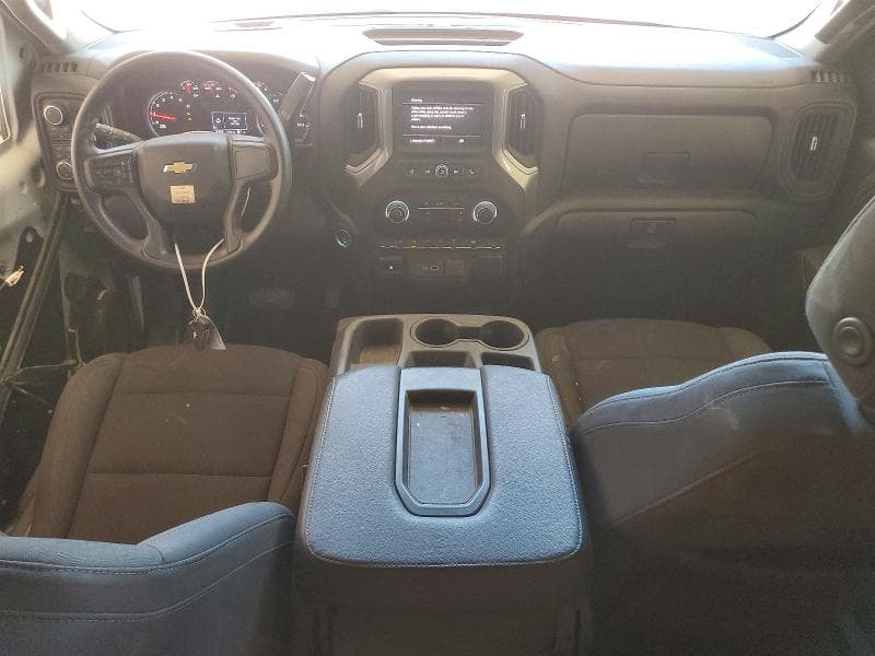 2024 CHEVROLET SILVERADO K2500 CUSTOM 8