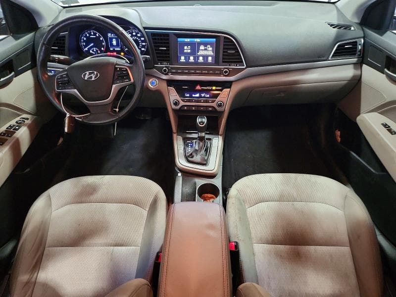2017 HYUNDAI ELANTRA SE 8