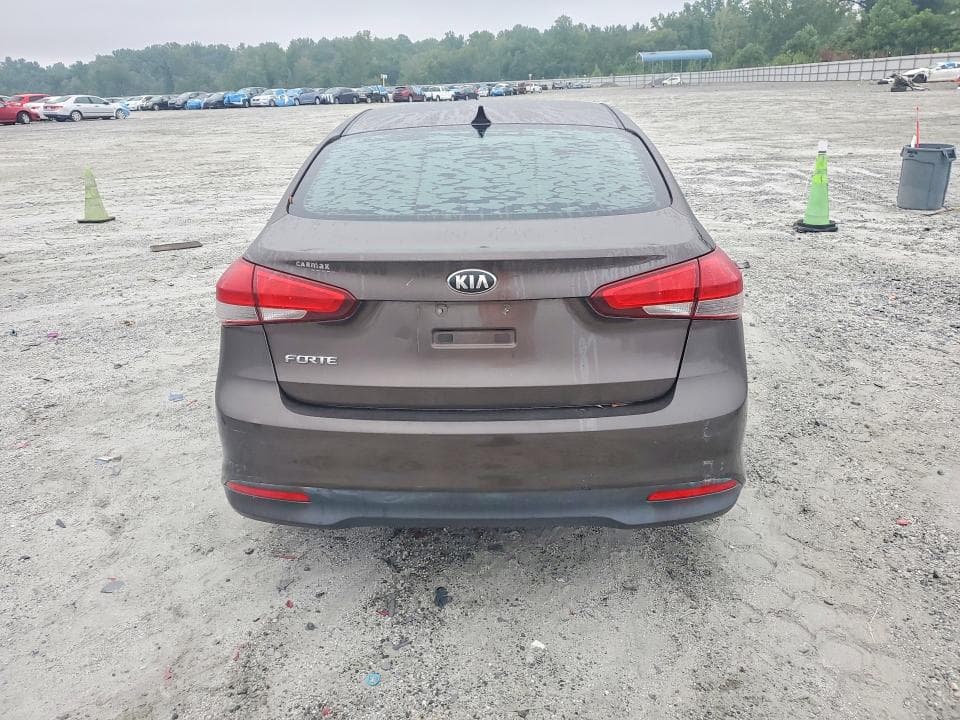 2017 KIA FORTE LX 6
