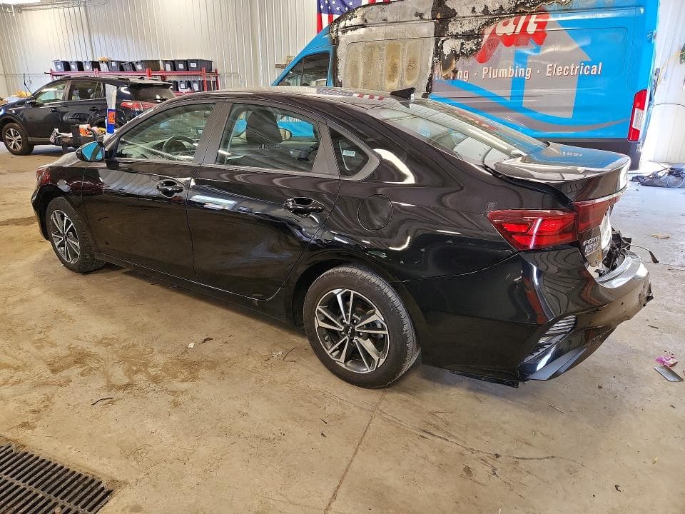 2024 KIA FORTE LXS 2
