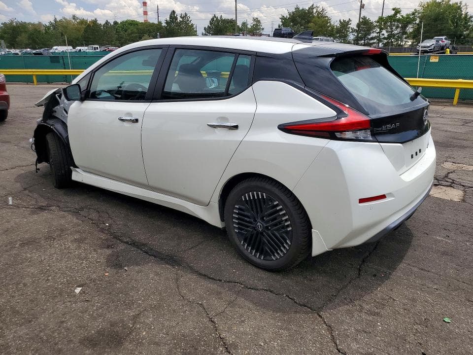 2025 NISSAN LEAF SV PLUS 2