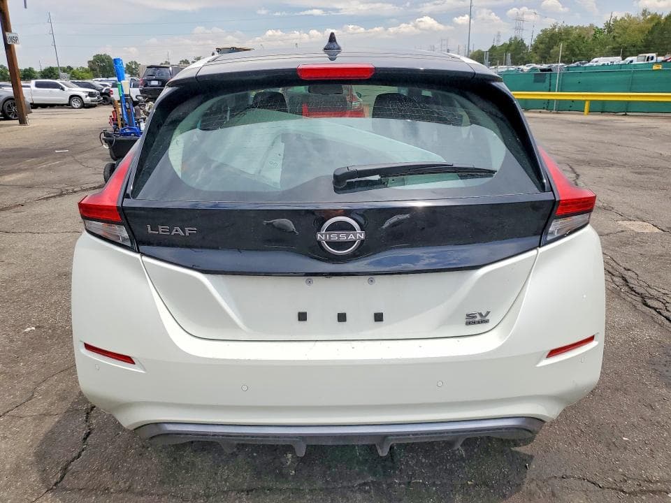 2025 NISSAN LEAF SV PLUS 6