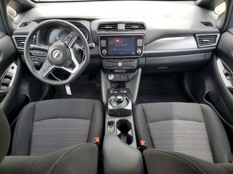 2025 NISSAN LEAF SV PLUS 8