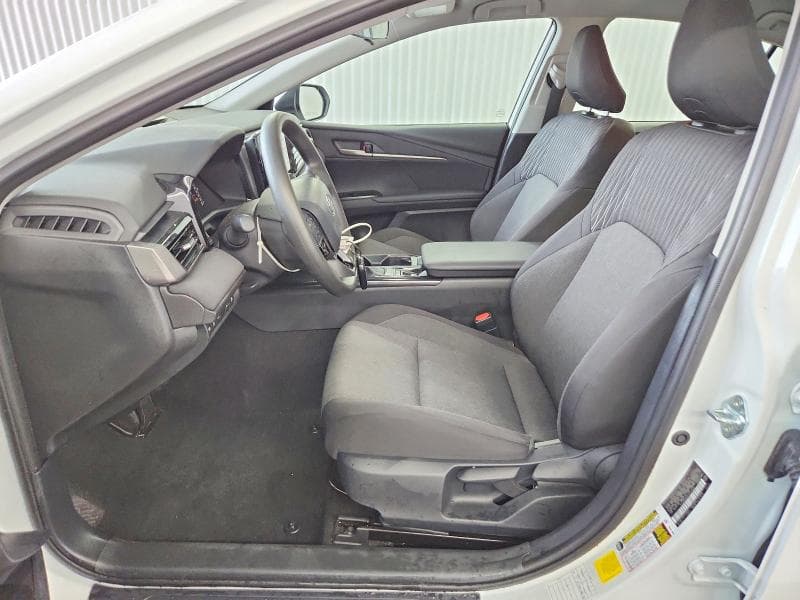 2026 TOYOTA CAMRY LE 7