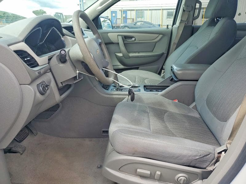 2017 CHEVROLET TRAVERSE LS 7