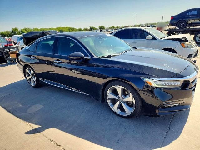 2018 HONDA ACCORD TOURING 4