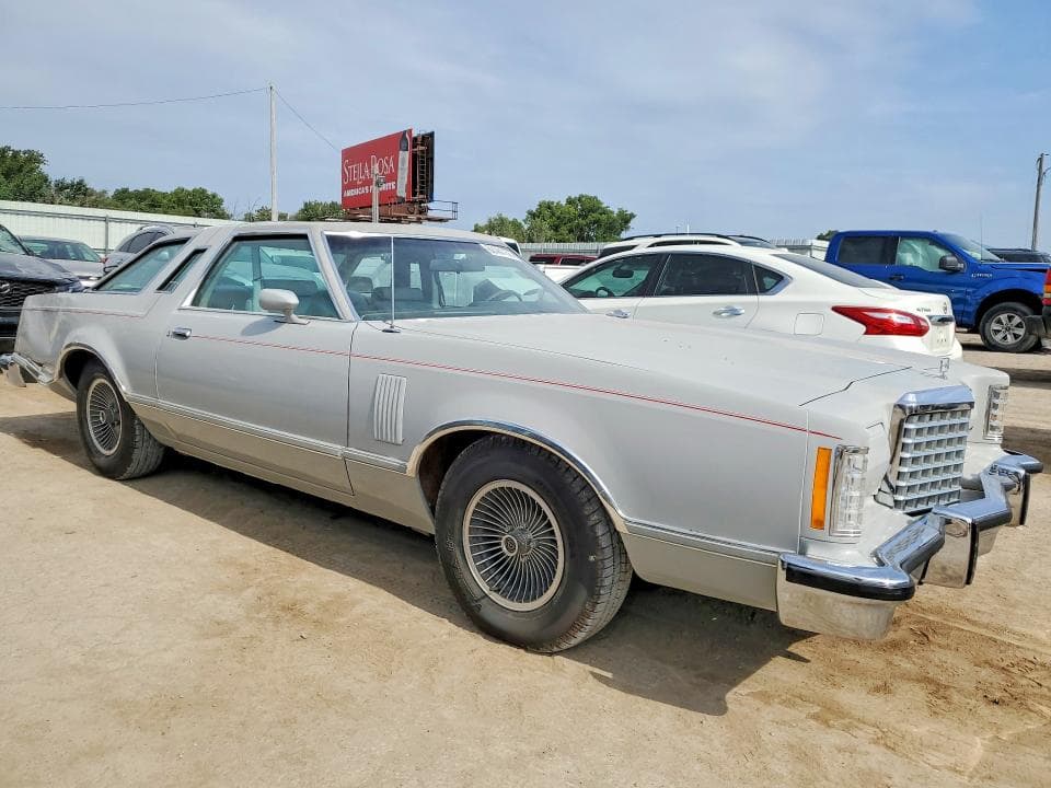 1977 FORD THUNDERBIRD 4