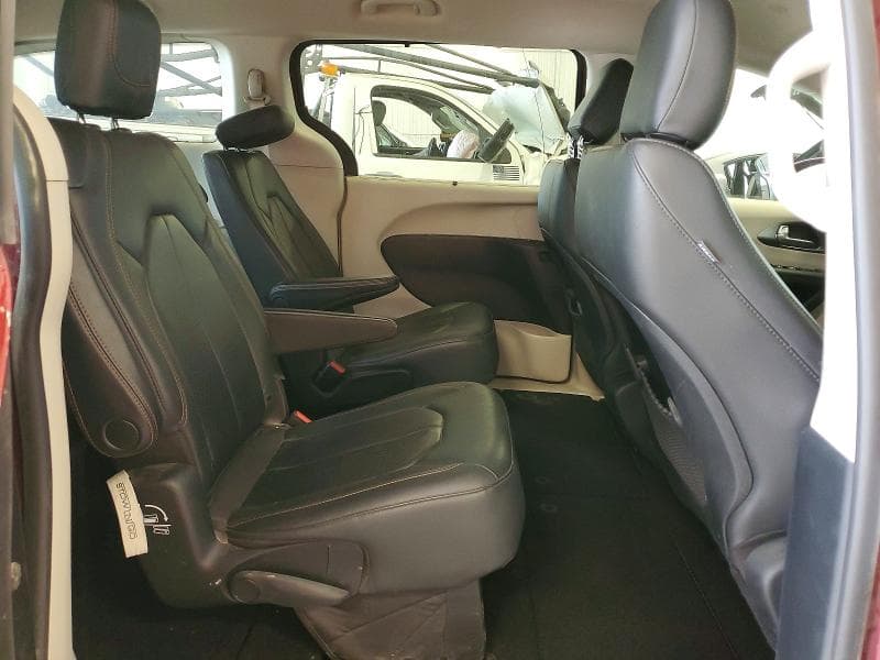 2020 CHRYSLER PACIFICA TOURING L 11