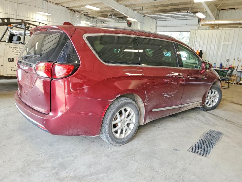 2020 CHRYSLER PACIFICA TOURING L 3