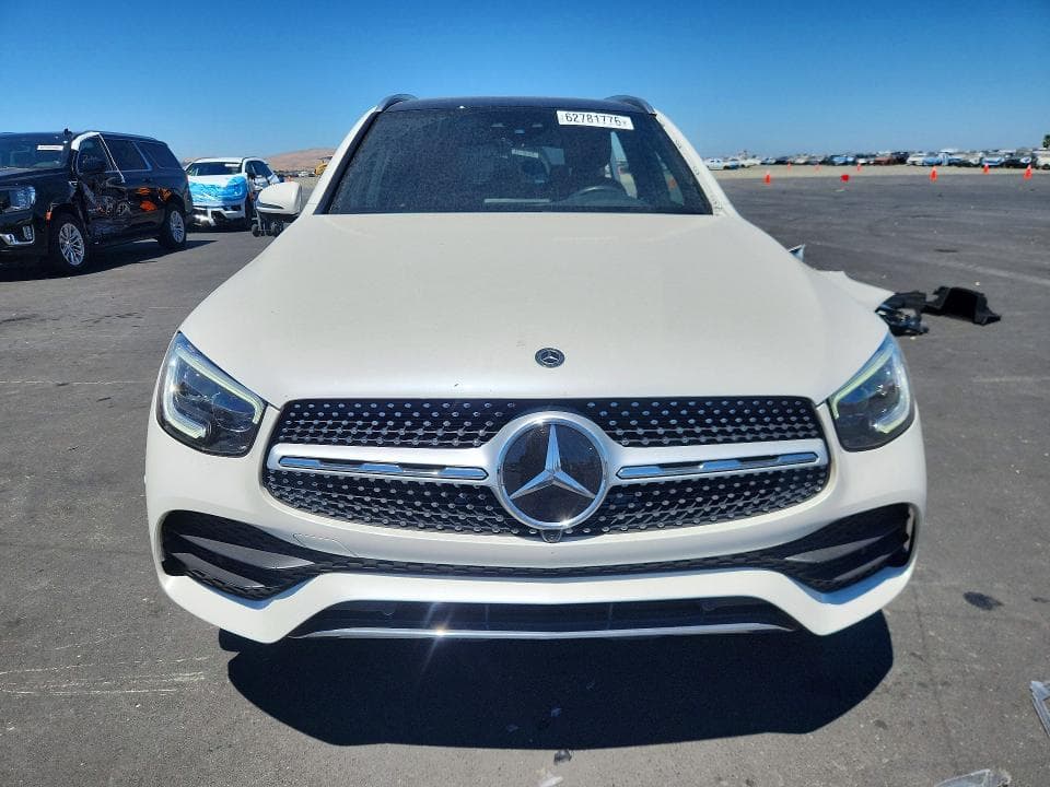 2020 MERCEDES-BENZ GLC 300 4MATIC 5