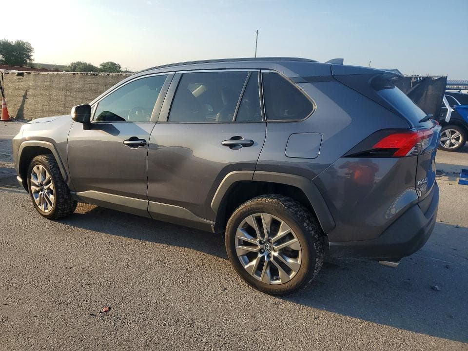 2023 TOYOTA RAV4 XLE PREMIUM 2