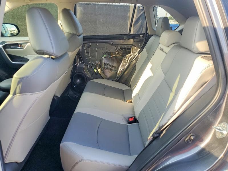 2023 TOYOTA RAV4 XLE PREMIUM 11