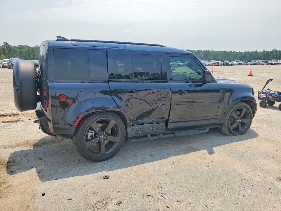 2025 LAND ROVER DEFENDER 110 X-DYNAMIC SE 3