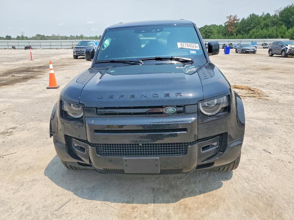 2025 LAND ROVER DEFENDER 110 X-DYNAMIC SE 5