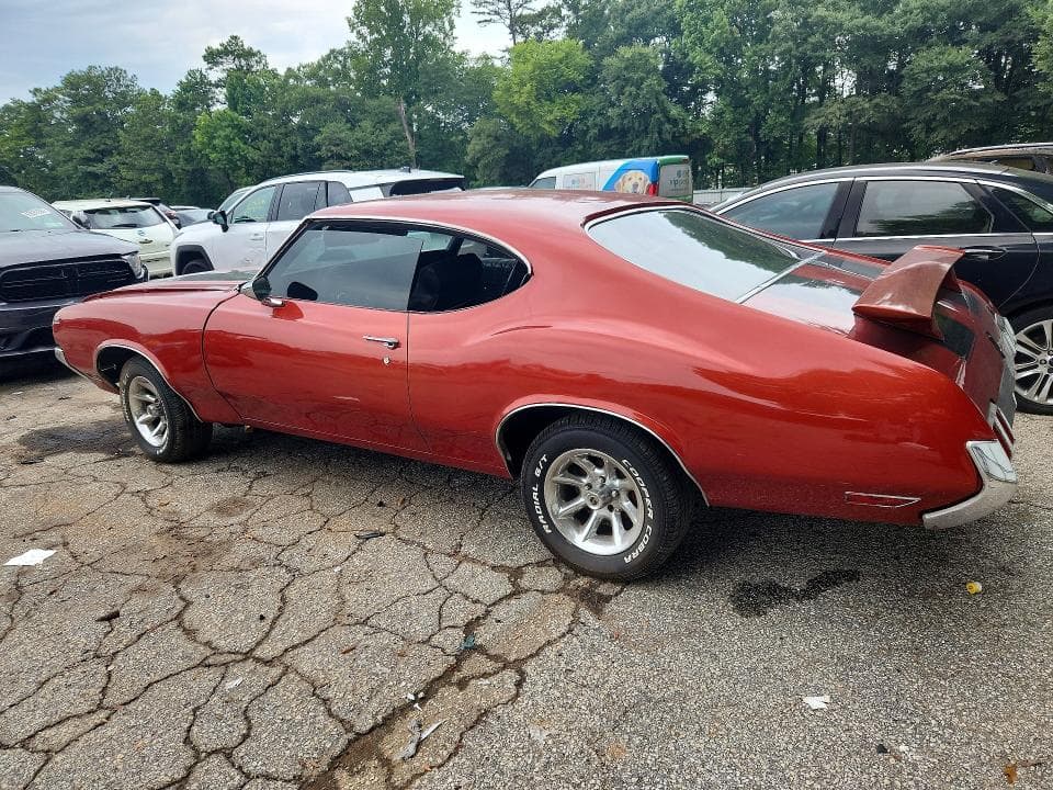 1970 OLDSMOBILE CUTLASS 2