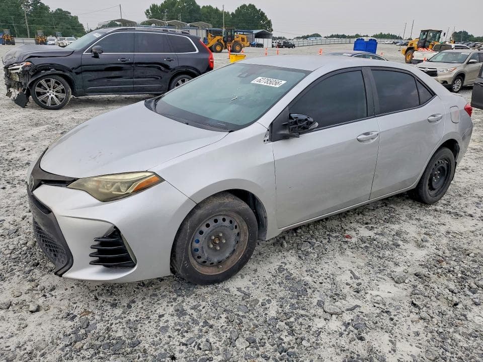 2019 TOYOTA COROLLA SE - 1