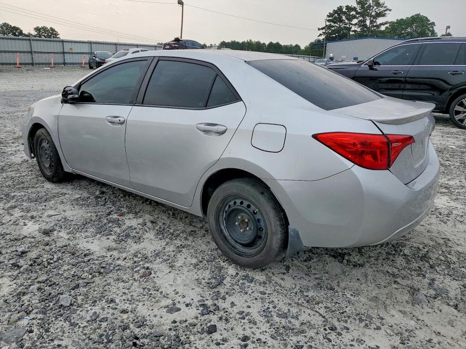 2019 TOYOTA COROLLA SE 2