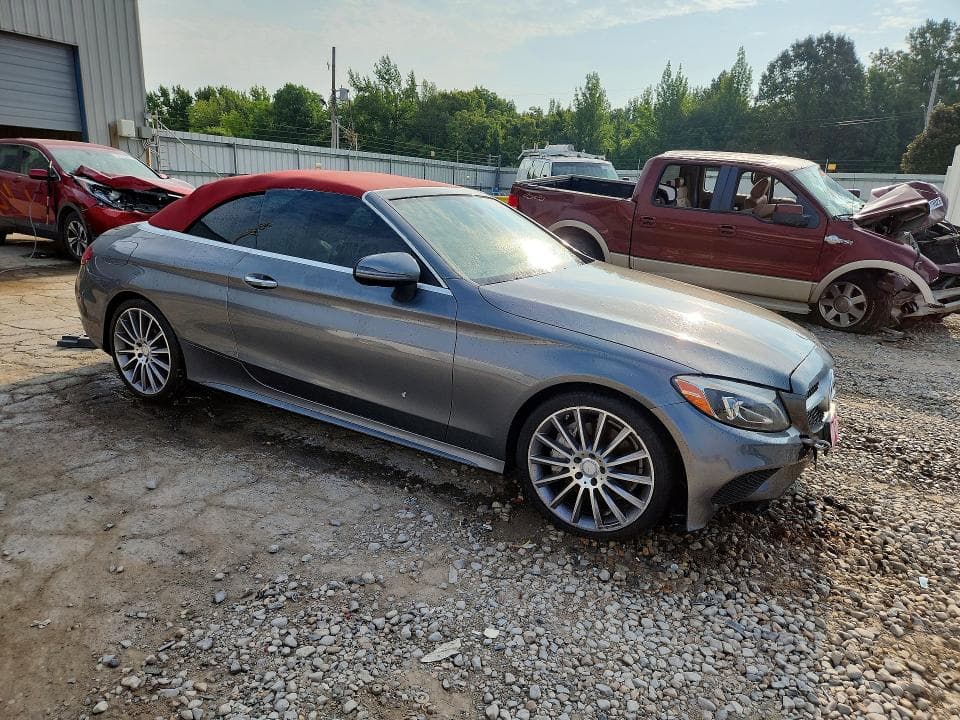2017 MERCEDES-BENZ C 300 4