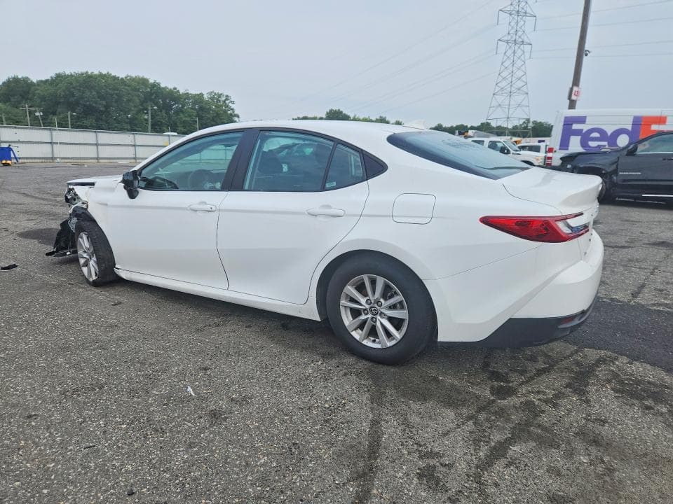 2026 TOYOTA CAMRY LE 2