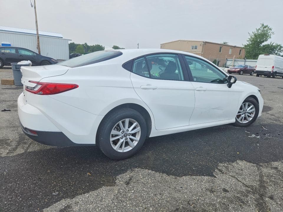 2026 TOYOTA CAMRY LE 3