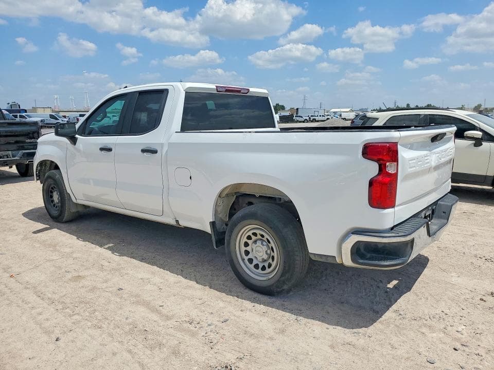 2023 CHEVROLET SILVERADO C1500 2