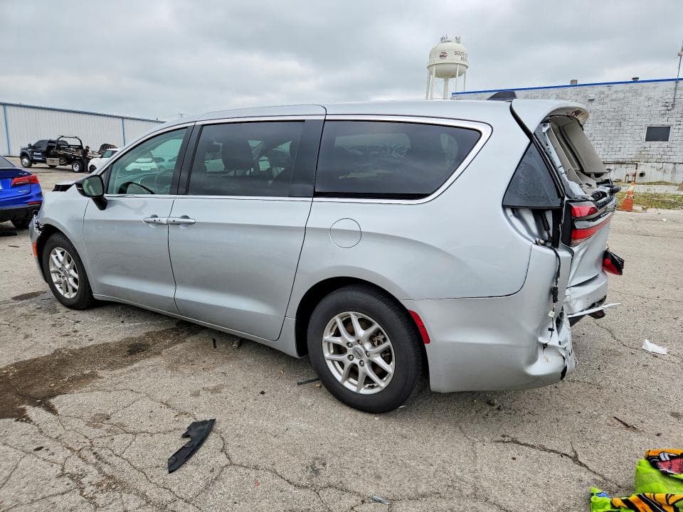 2024 CHRYSLER PACIFICA TOURING L 2