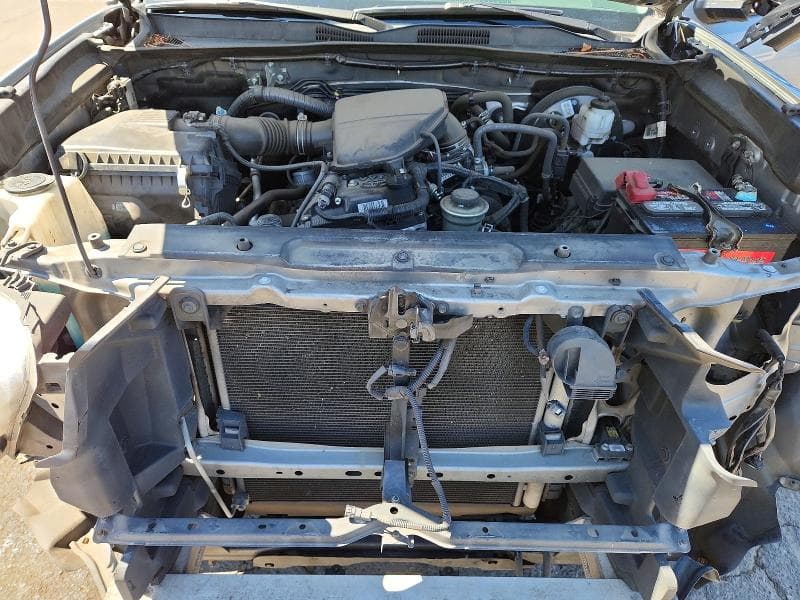 2019 TOYOTA TACOMA SR 11