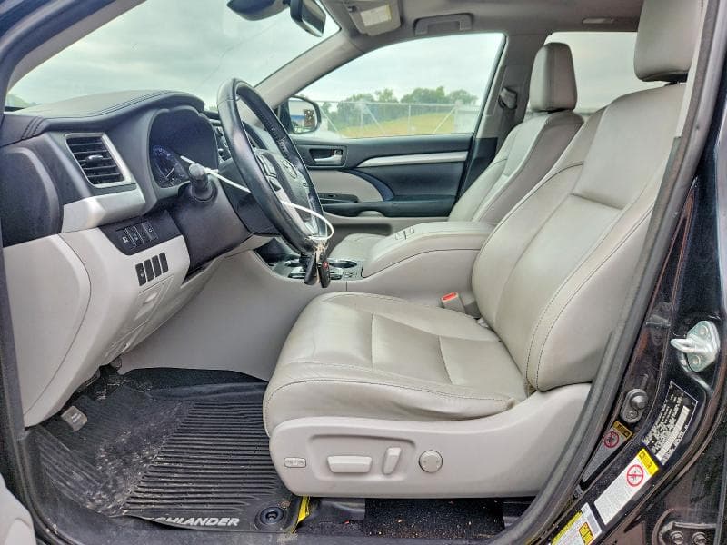 2018 TOYOTA HIGHLANDER XLE 7
