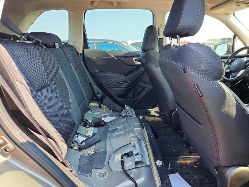 2021 SUBARU FORESTER PREMIUM 11