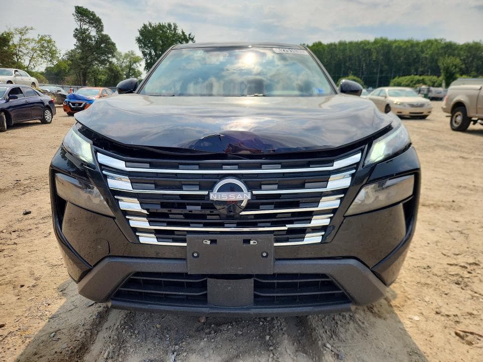 2025 NISSAN ROGUE SV 5