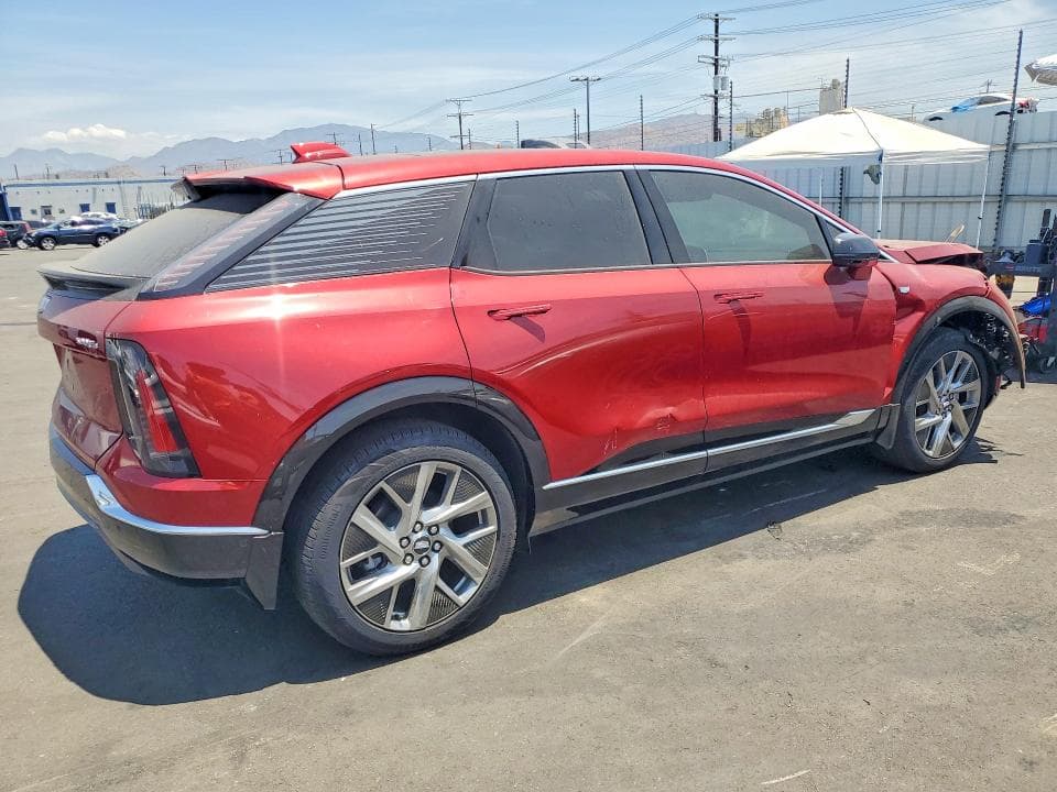 2025 CADILLAC OPTIQ LUXURY 3