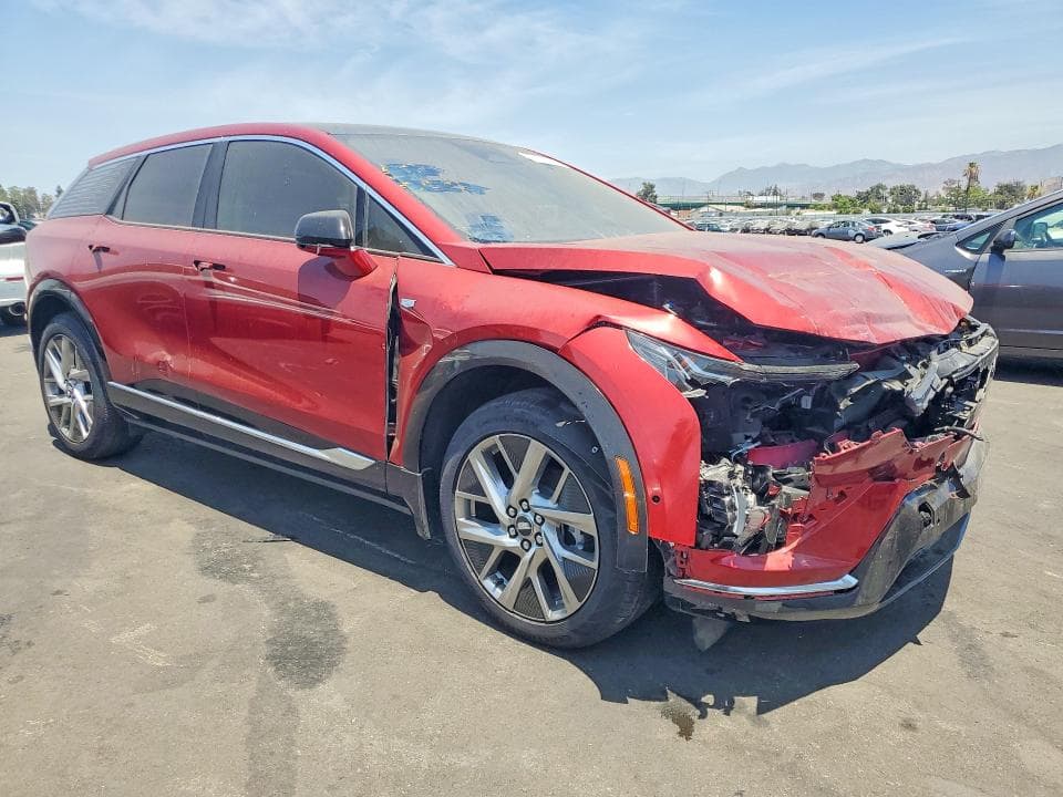 2025 CADILLAC OPTIQ LUXURY 4