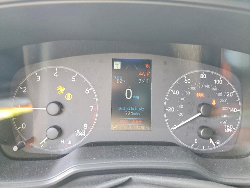 2025 TOYOTA COROLLA LE 9