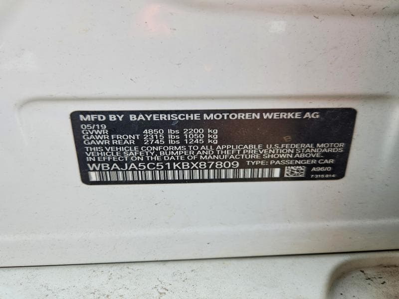 2019 BMW 530 I 12