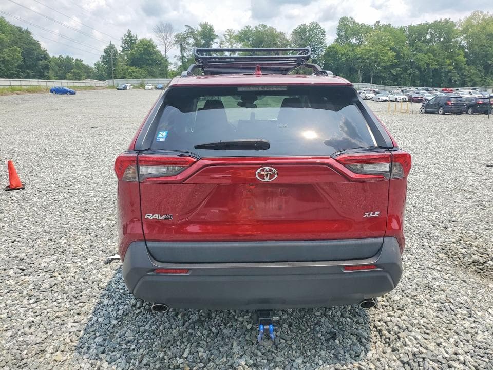 2023 TOYOTA RAV4 XLE 6