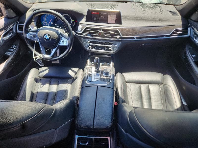 2019 BMW 740 I 8