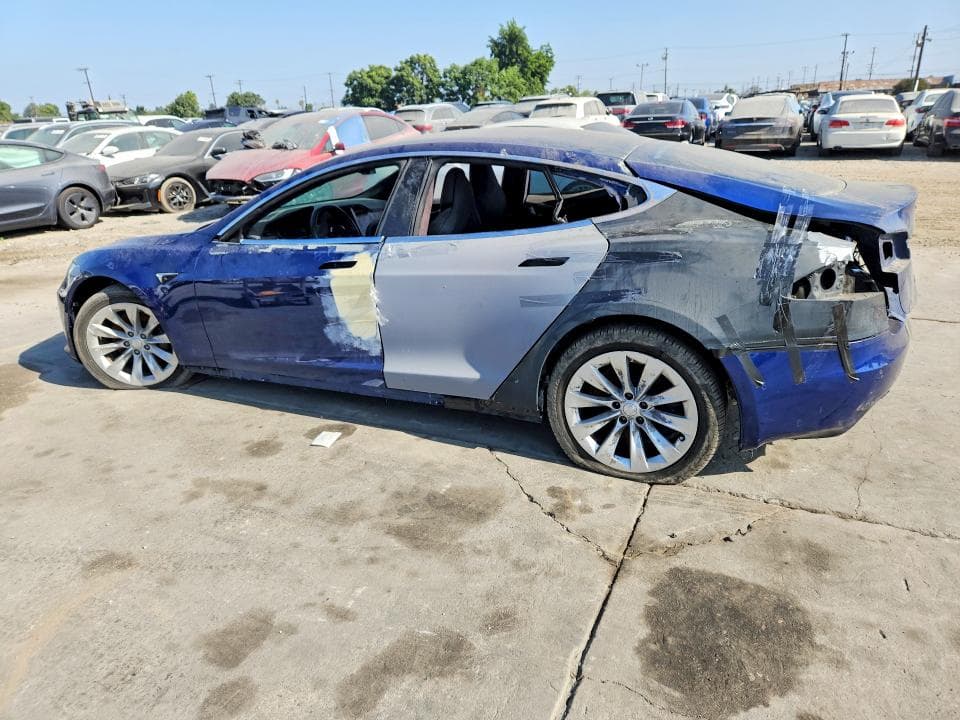 2020 TESLA MODEL S 2