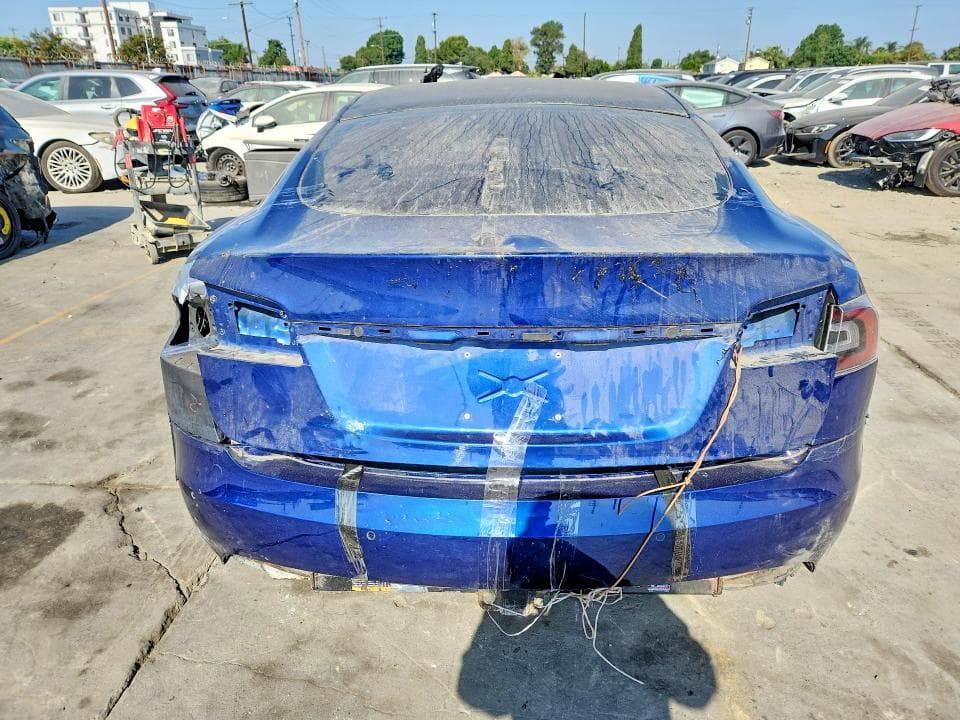 2020 TESLA MODEL S 6