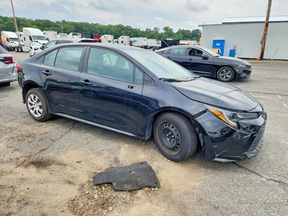 2024 TOYOTA COROLLA LE 4
