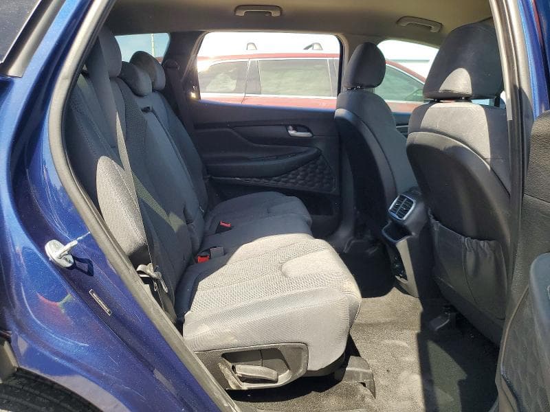 2019 HYUNDAI SANTA FE SE 11