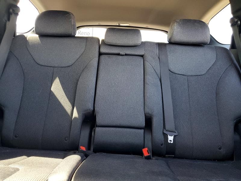 2019 HYUNDAI SANTA FE SE 10