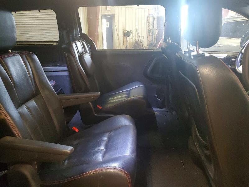 2017 DODGE GRAND CARAVAN GT 10