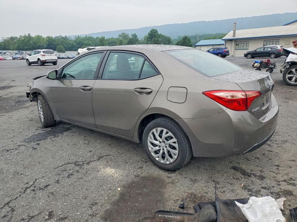 2018 TOYOTA COROLLA LE 2