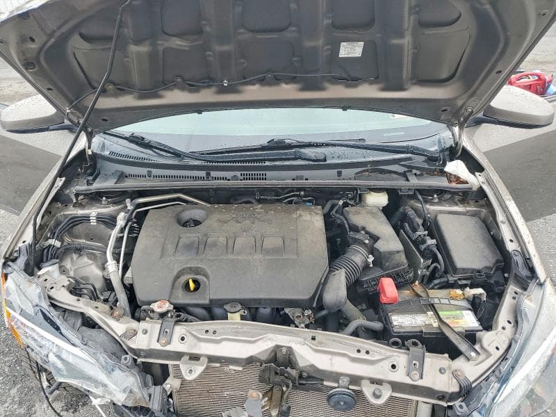2018 TOYOTA COROLLA LE 11